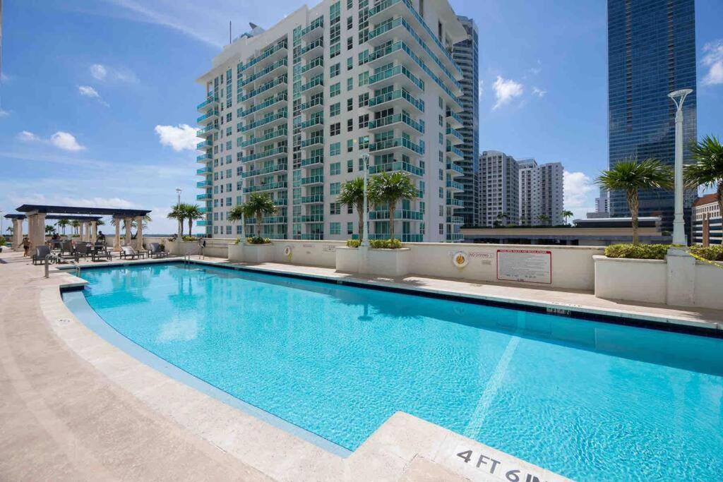 Iconic High Floor 3 Bedrooms In The Heart Of Miami Exterior photo
