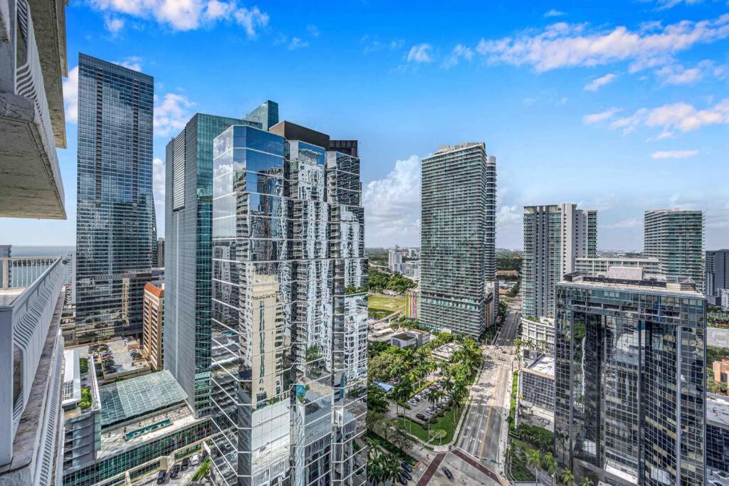 Iconic High Floor 3 Bedrooms In The Heart Of Miami Exterior photo