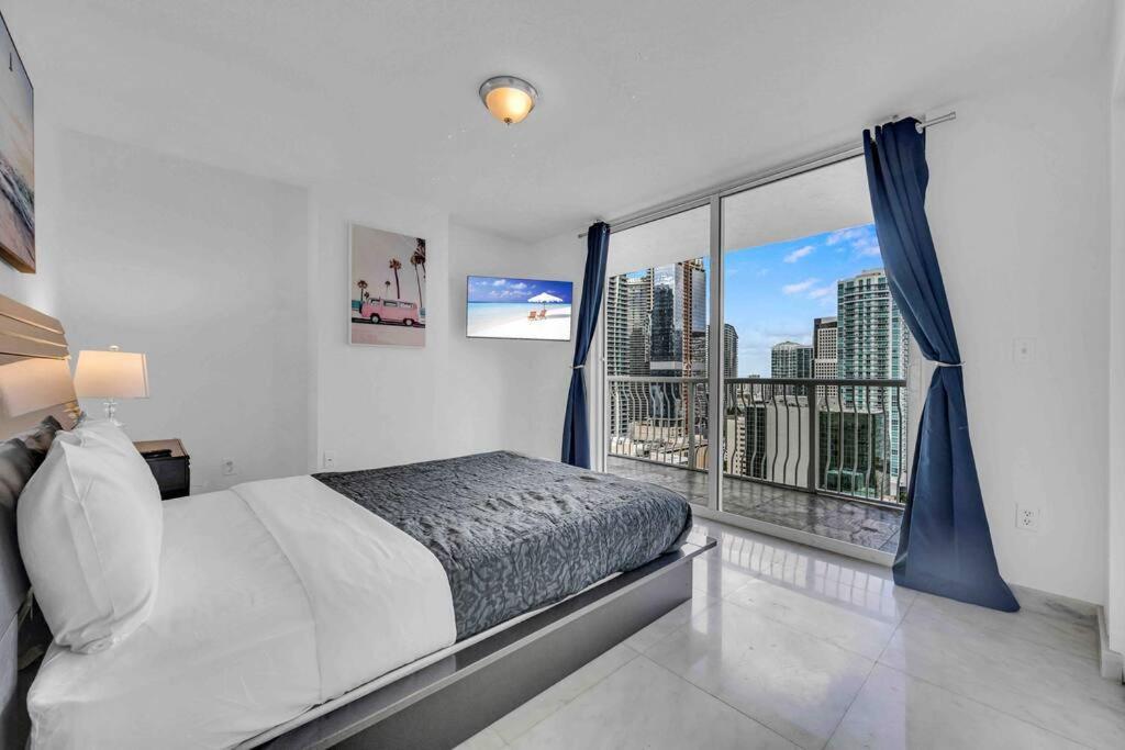 Iconic High Floor 3 Bedrooms In The Heart Of Miami Exterior photo